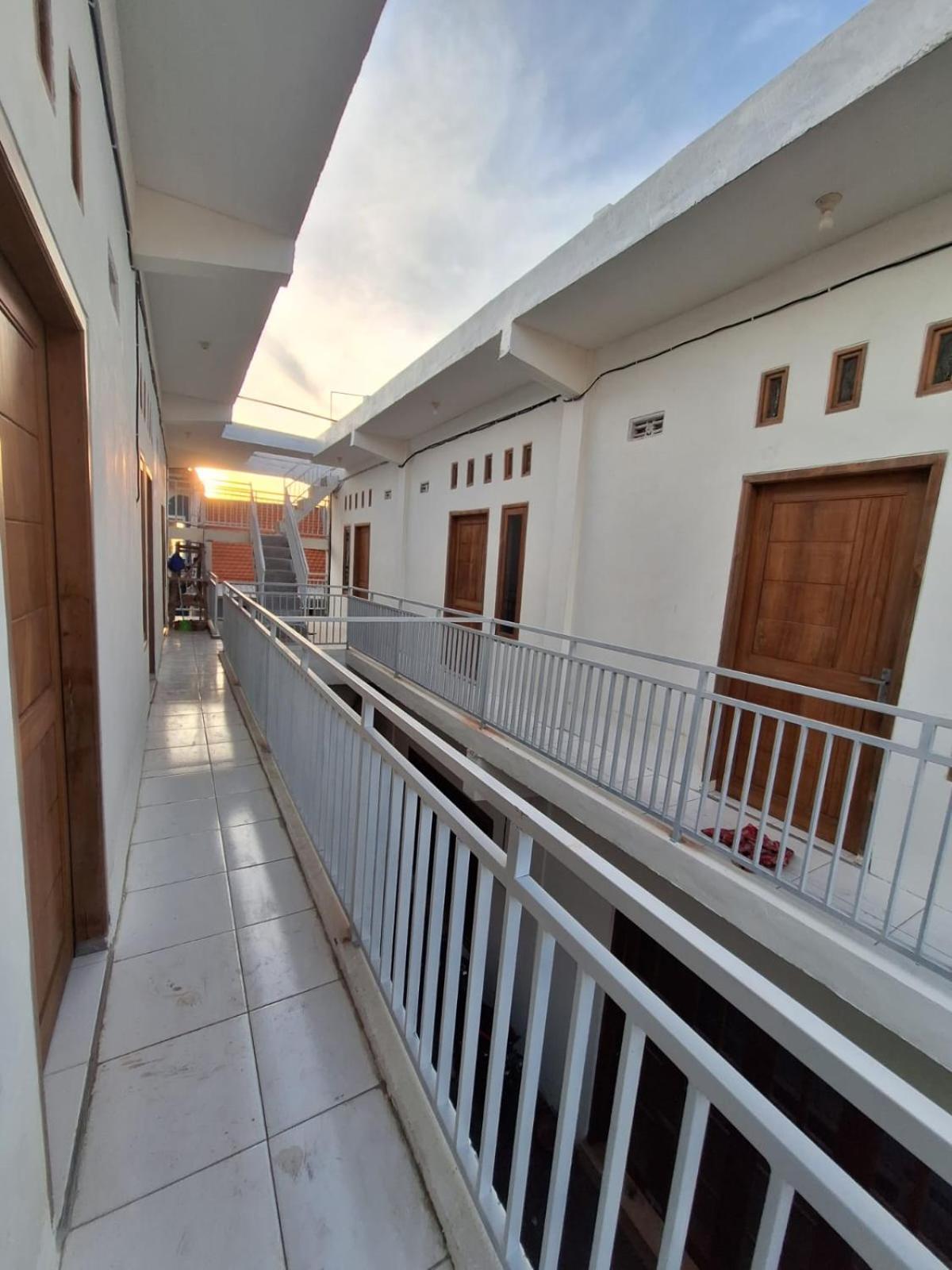 Zona Guest House Buduran Exterior photo